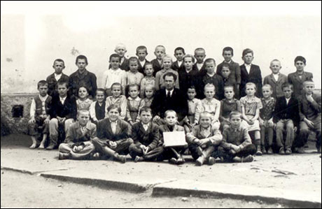 �kolsk� rok 1948/49, riadite� �koly A. Gargalovi�